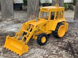 1/35 scale Conrad 2951 Massey Ferguson 50B backhoe loader tractor digger