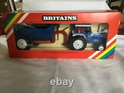 Britains Farm Toys 9630 Ford 6600 Tractor & Shawnee Poole Trailer Mib
