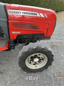 Compact Tractor Massey Ferguson 40HP horticultural grounds tractor Equestrian