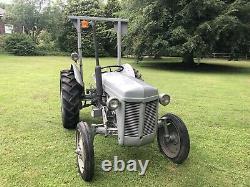 Ferguson TE20 Petrol-TV0 tractor