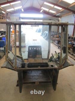 For, Massey Ferguson 3070 Cab Frame & Windscreen