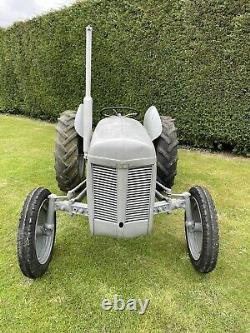 Grey Ferguson TE20 With Front End Loader Grey Fergie Tractor TEA 20 Petrol TVO