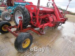 MASSEY FERGUSON 30 Seed Drill, 4 metre, 23 row Disc Coulter