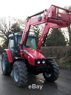MASSEY FERGUSON 5445 with MF 945 Power Loader TRACTOR