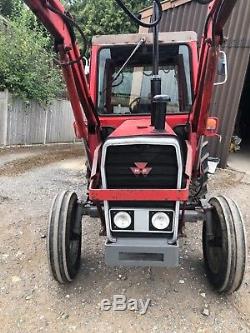 MASSEY FERGUSON 550 TRACTOR and MF LOADER AND BUCKET