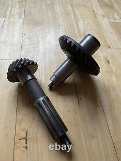 Massey Ferguson 135/35 pulley crown and pinion nos
