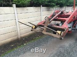 Massey Ferguson 135 tractor With Power Loader