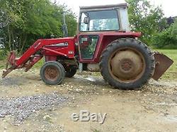 Massey Ferguson 565 Tractor with 80 Loader