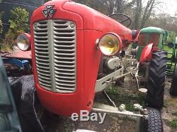 Massey Ferguson 821 Tractor