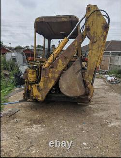 Massey Ferguson Digger And Shovel Fully Working No Hydraulic Leaks Good Tyres
