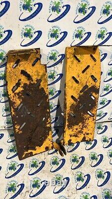 Massey Ferguson MF 135 Tractor Pair Original Footplates NVT606