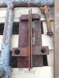 Massey Ferguson Tractors MF35, MF135 Models T-Bar Hitch CA7171