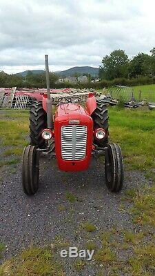 Massey ferguson 35 tractor, 1958, in show condition. Any trial. V5 included