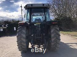 Massey ferguson 6245 With Mailleux Loader
