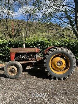 Massey ferguson FE35 tractor (Grey /Gold) 1957