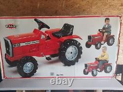 RARE 1980s MASSEY Ferguson 3650 pedal tractor NEW OLD STOCK UNPLAYED WITH BOXED