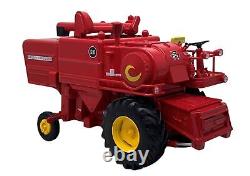 REPLICAGRI MASSEY FERGUSON 510 Generation 2 combine harvester 1/32 REP283